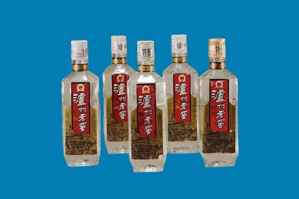 信阳新县回收老酒